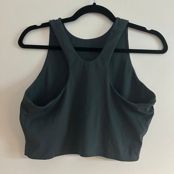Quince Ultra-Form High-Neck Cropped Tank – Forest Green – Size L - Picture 4 of 8